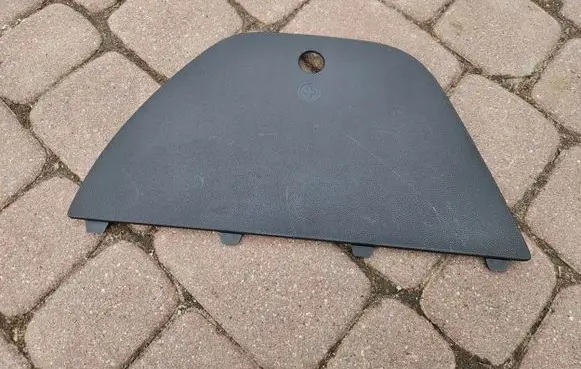 Opel Corsa E Trunk/boot lower side trim panel 13307343
