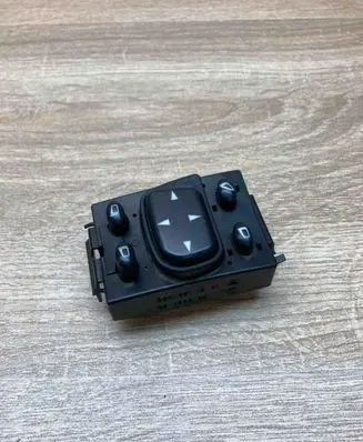 Mercedes-Benz S W220 Wing mirror switch 2208211551 03463300 Used