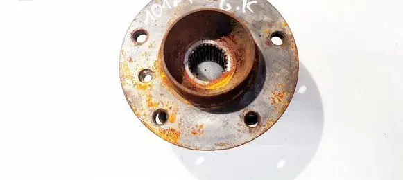 BMW X1 E84 Rear wheel hub