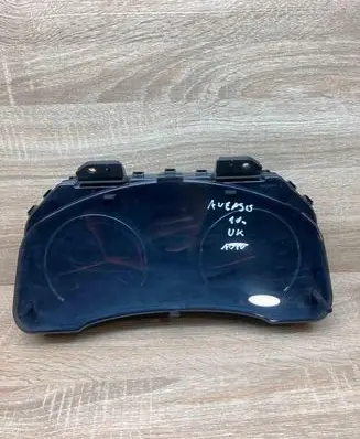 Toyota Avensis T270 Speedometer (instrument cluster) 8380005K30 2574406807 RHD