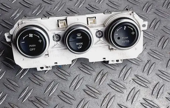 Mazda 6 Climate control unit