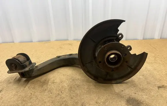 BMW 3 E46 Rear control arm 33326774777 6774777 33303411877