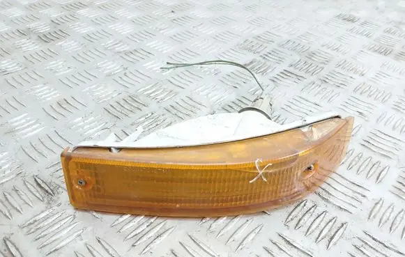 Toyota Corolla E90 Front indicator light 