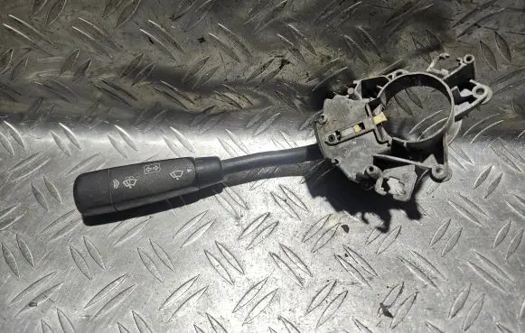 Mercedes-Benz E W210 Wiper control stalk A2105450110 01401410