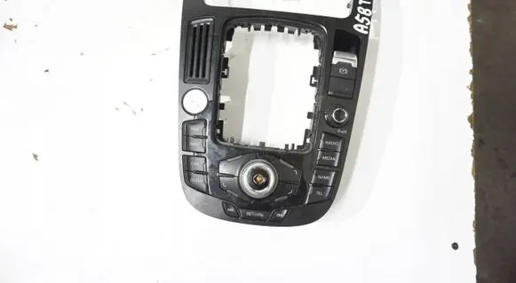 Audi A5 8T 8F Head unit multimedia control 8T0919609G