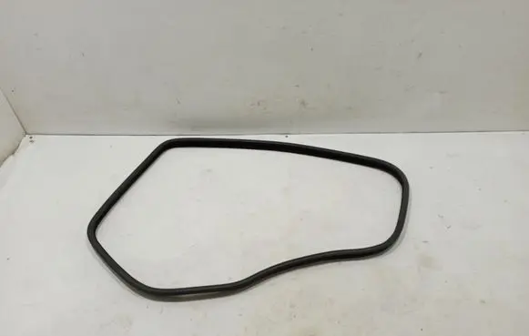 Land Rover Evoque I Rear door rubber seal (on body) LR027227