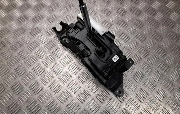 Lexus ES VII XZ10 Gear shifter/selector 75G649LHD