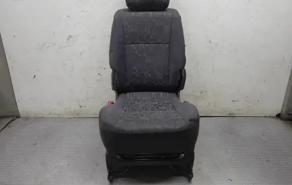 Toyota Previa (XR30, XR40) II Rear seat 