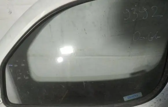 Fiat Doblo Front door window glass four-door as2