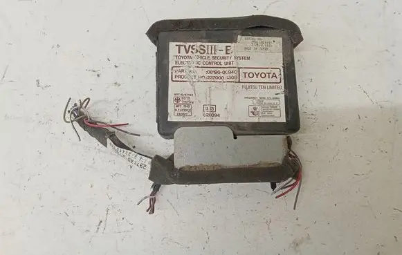 Toyota Land Cruiser (J120) Immobilizer control unit/module 0819000940