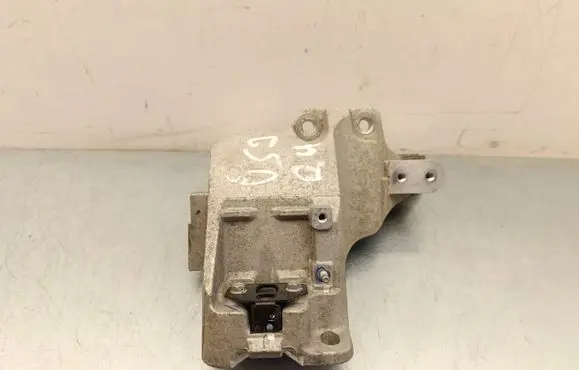 KIA Niro Gearbox mounting bracket 1U06A