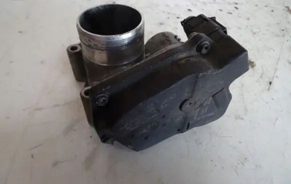 Seat Ibiza IV (6J,6P) Throttle valve 03D133062E