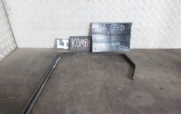 KIA Ceed Windshield/front glass wiper blade 