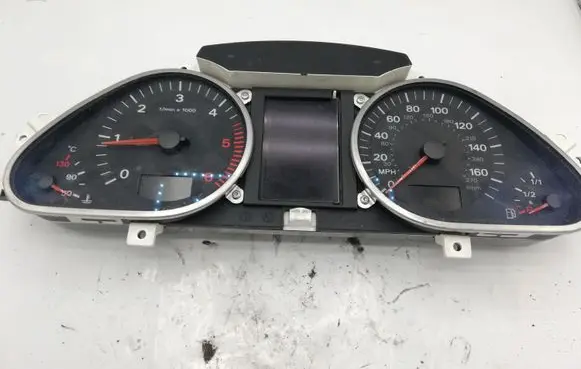 Audi A6 S6 C6 4F Speedometer (instrument cluster) 5550007301 5540007312
