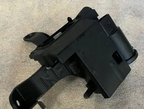Audi A4 S4 B9 Battery control module 8W0941823F