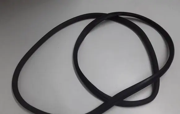 KIA Sorento Rear door rubber seal (on body) 831202P000