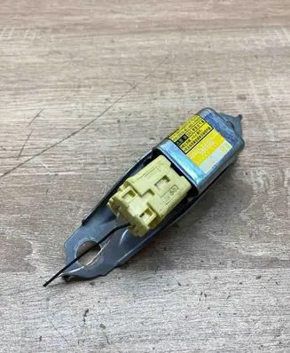 Toyota Prius (XW20) Airbag deployment crash/impact sensor 8983347030 1879000912