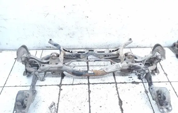 Skoda Octavia Mk2 (1Z) Rear subframe 1K0511305DC