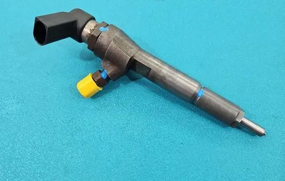 Fuel injector