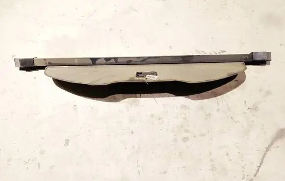 Parcel shelf