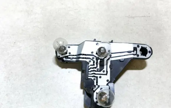 Toyota Corolla E120 E130 Tail light bulb cover holder