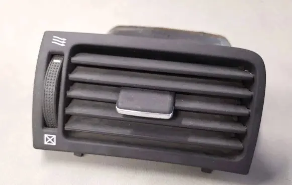 Toyota Avensis T250 Dashboard side air vent grill/cover trim 8198N08N00