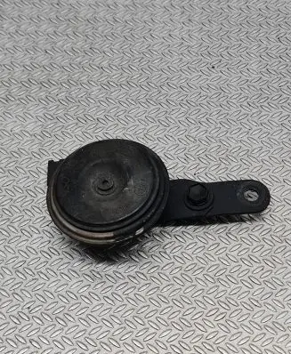 Toyota Prius (XW50) Horn signal