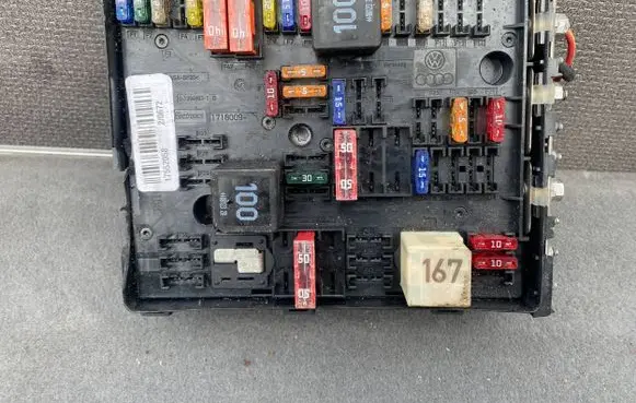 Volkswagen Eos Fuse module 1K0937124Q 17552058