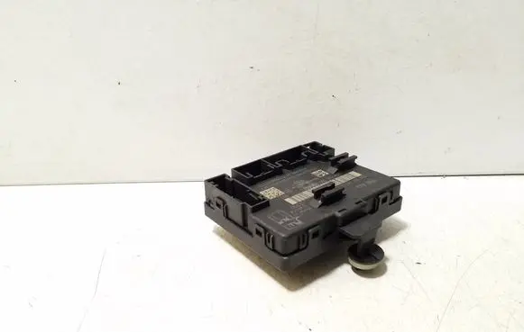 Volkswagen Golf VIII Door control unit/module 5Q0959593L
