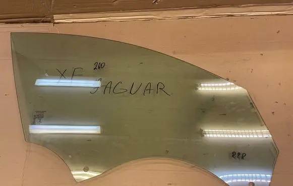 Jaguar XF X260 Front door window glass four-door 43R011605 T2H1150