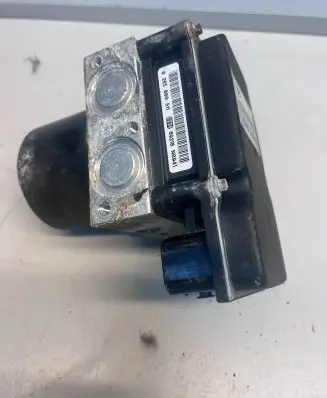 Volkswagen Polo IV 9N3 ABS Pump 0265800511