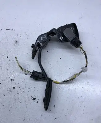 Toyota Avensis T250 Accelerator throttle pedal