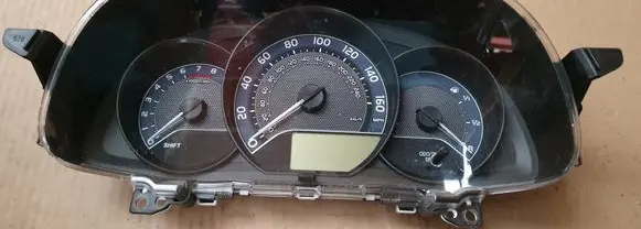 Toyota Auris E180 Speedometer (instrument cluster) 838000ZU30 MB1575508244