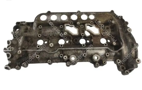 Opel Vivaro Engine head 8200539196