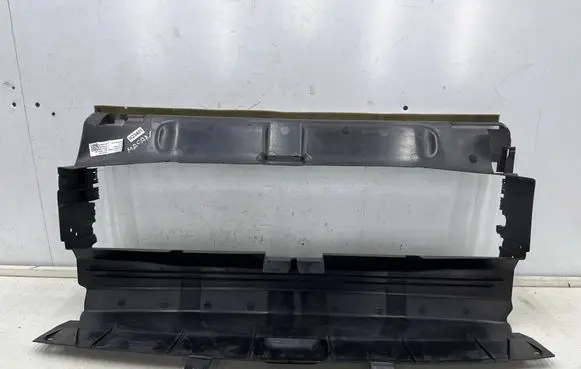 Porsche Macan (95B) Radiator trim 95B121707G 95B121707Y