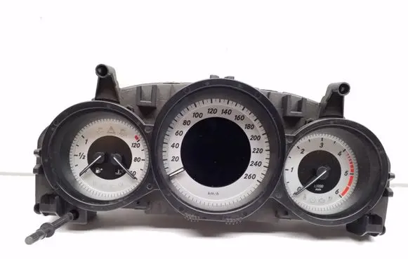 Mercedes-Benz C W204 Speedometer (instrument cluster) A2049004108