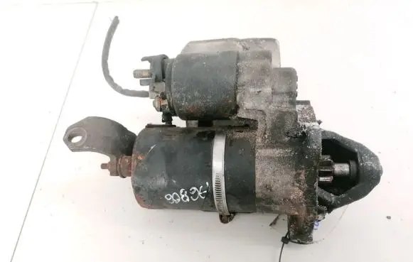 Volkswagen PASSAT B5 Starter motor