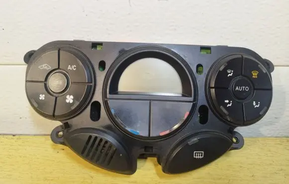 Ford Focus Climate control unit 2S4H18C612AK WK1A13630 C17D