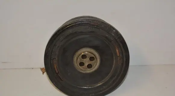 BMW 5 E39 Crankshaft pulley