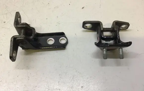 Citroen C-Crosser Rear door hinge set 