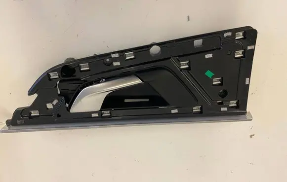Audi Q7 4M Rear door interior handle 4M0839020E