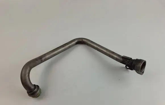 Mercedes-Benz C AMG W204 Turbo turbocharger oiling pipe/hose A1561805220