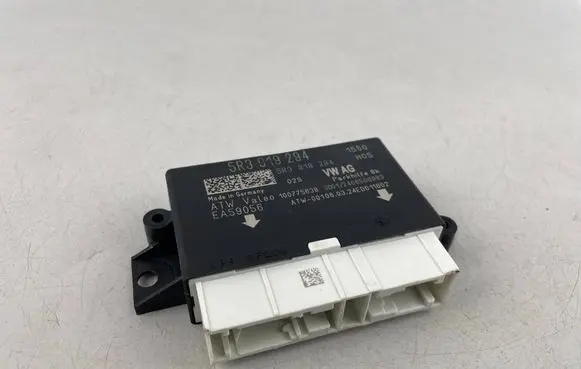 Volkswagen Golf VIII Parking PDC control unit/module 5R3919294