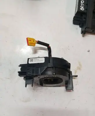 Volvo S80 Airbag slip ring squib (SRS ring) 31343218