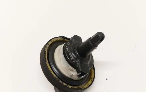 Fuel tank filler cap