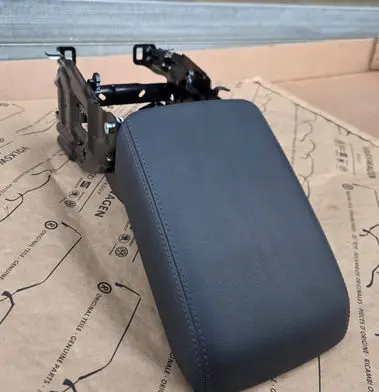 Audi A5 Sportback 8TA Armrest 8K0864283