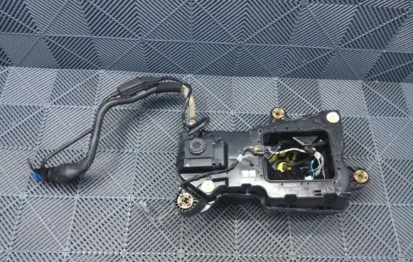 Citroen Berlingo AdBlue liquid reservoir 9815705980 9817601880 1682615280