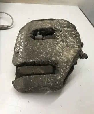 BMW 7 E65 E66 Front brake caliper 6030324