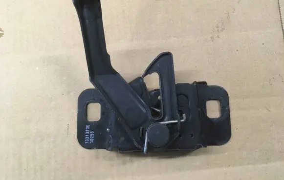 Opel Insignia A Engine bonnet/hood lock/catch 13313236 10256