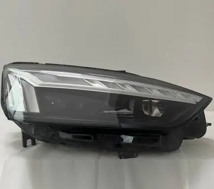 Audi A5 Headlight/headlamp 8W6941040